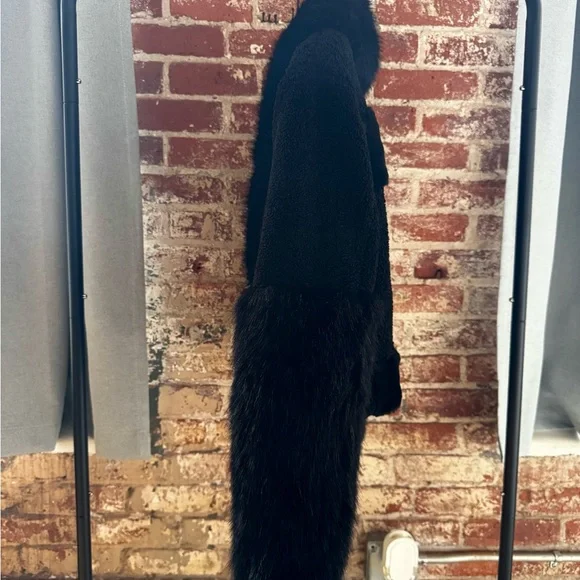 H&M Black Faux Fur Shawl Collar Cropped Jacket - Picture 3 of 4